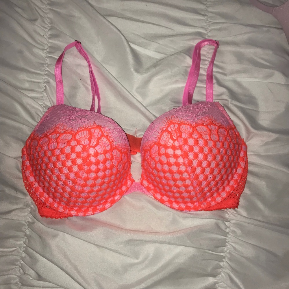 Victoria’s Secret Very Sexy push up bra 36 B
